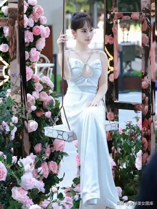 张嘉倪狐系美人妩媚众生