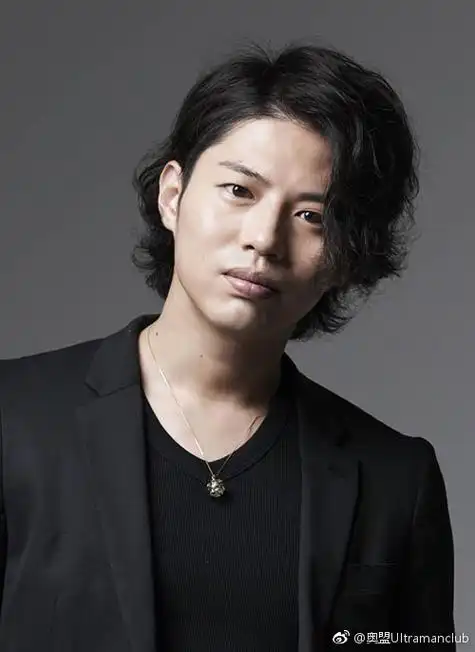 《#欧布奥特曼#》中伽古拉斯·伽古拉扮演者:青柳尊哉(takaya aoyagi)