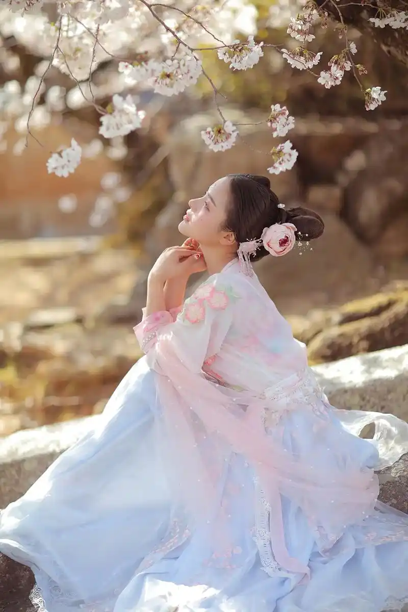 cosplay 古风 写真 精修调色修妆面  修图师在线接单 - 抖音