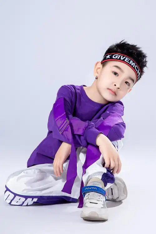 街舞男孩_儿童摄影作品_摄影作品-黑光图库