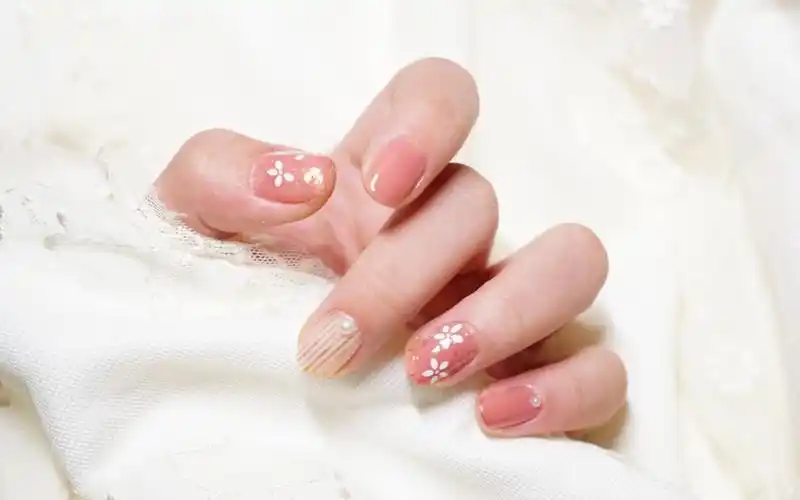 前男友后悔系列超温柔藕粉色内心戏美甲