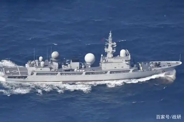 815a型电子侦察船是当前解放军海军的"情报专家",近年来,解放军海军