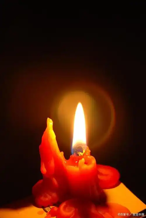 教师节,读闻一多《红烛》:灰心流泪你的果,创造光明你的因