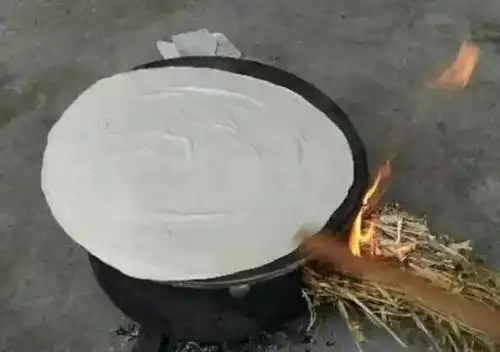 老物件的记忆:鏊子 摊煎饼做小鸡烙馍的必备神器