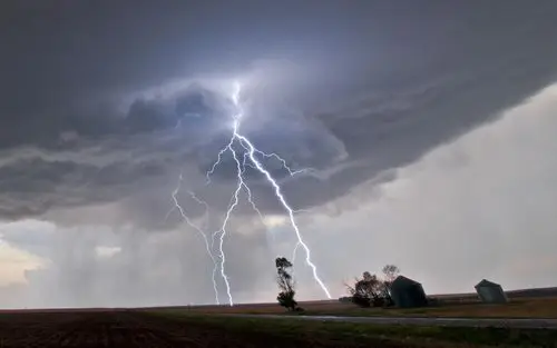 闪电,风暴,storm,tornado,龙卷风,自然现象,壮观,天气,云朵闪电壁纸