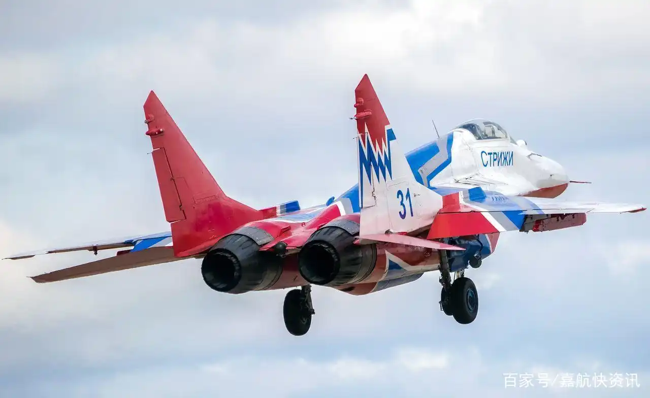 苏-29支点系列战斗机图片集