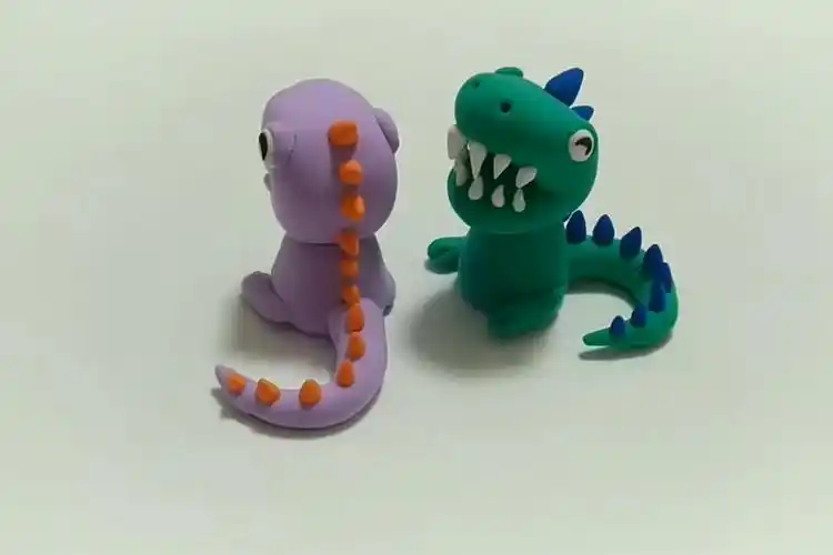 粘土制作霸王龙手工彩泥做个恐龙玩具宝宝爱不释手睡觉也抱着