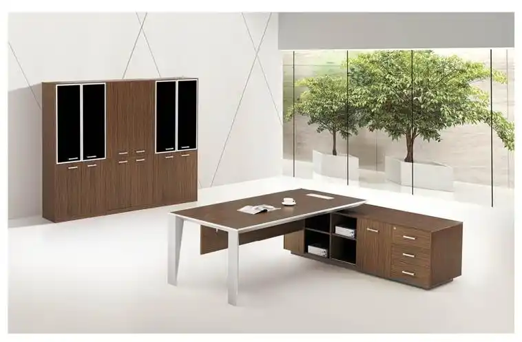 首页 产品展示 板式办公家具 板式办公桌