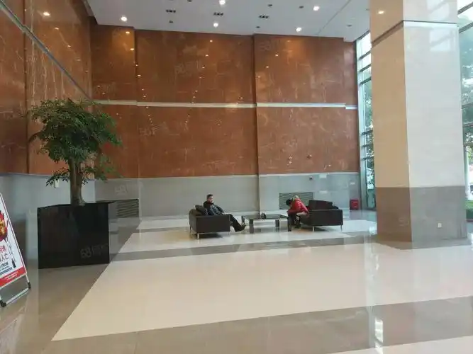 【10图】长寿路地标 宝华大厦117平 精装带家具2隔断 现房随时入驻