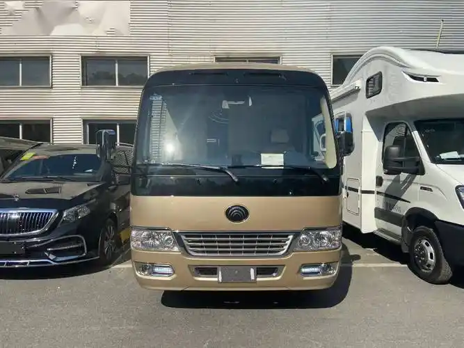 现车实拍丨宇通t7客车到店,领导出行高端座驾,随时看车!