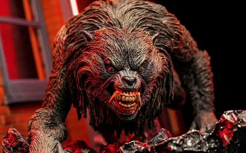 一头没尾巴的大狼 美国狼人在伦敦 凯斯勒狼 neca an american