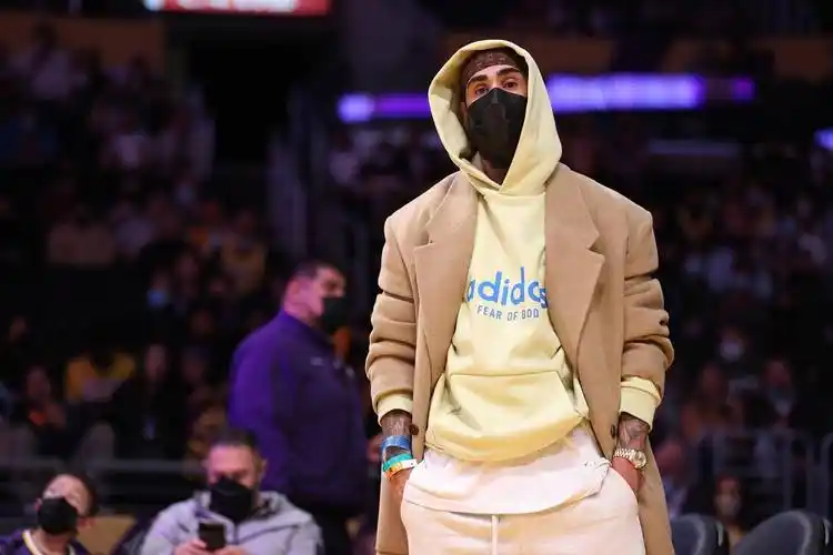 去年年底fog主理人jerrylorenzo宣布加入adidas