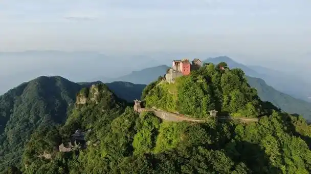 湖北武当山道法玄妙,金顶缥缈云海缭绕如梦如幻|道教|道观|名山_网易