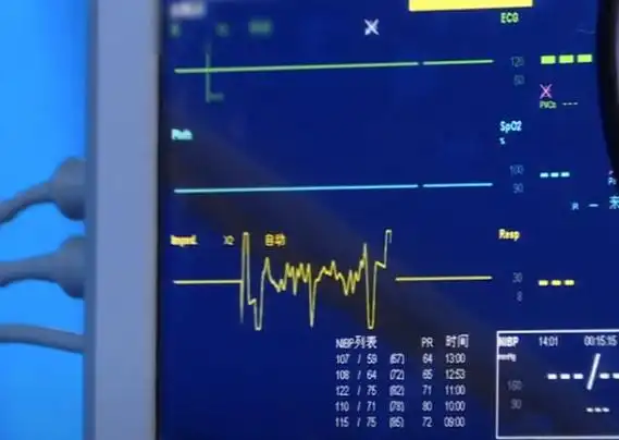 心态崩了玩游戏被坑男子心跳加速被气进了医院
