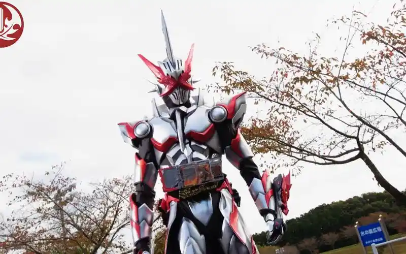 【蓝光】假面骑士圣刃龙骑士形态变身 高帅打斗 必杀合集