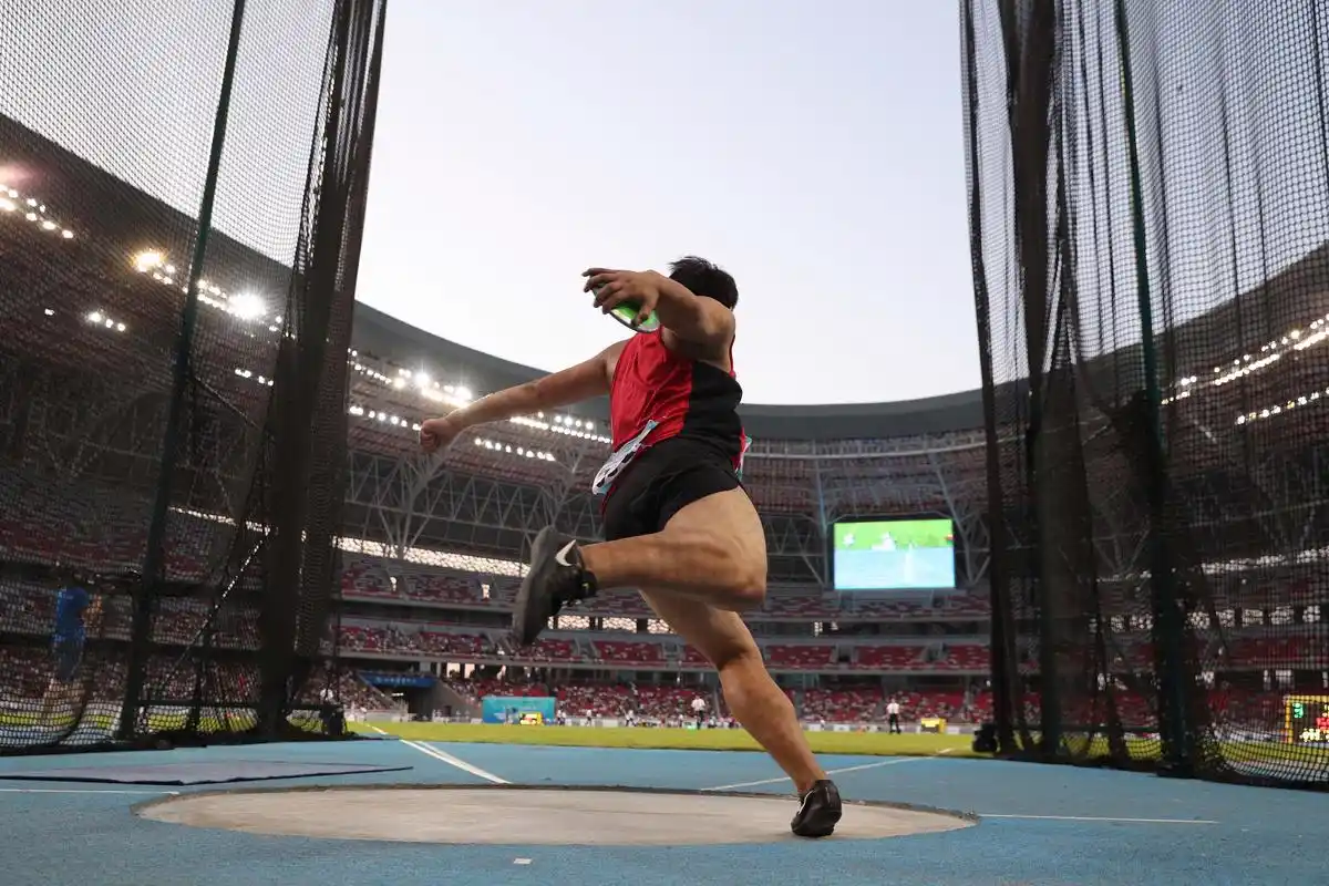 田径——社会俱乐部组男子铁饼决赛赛况