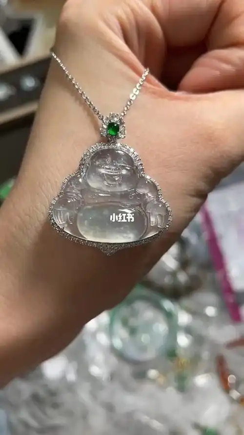 18k金镶翡翠高冰雪花棉佛公吊坠