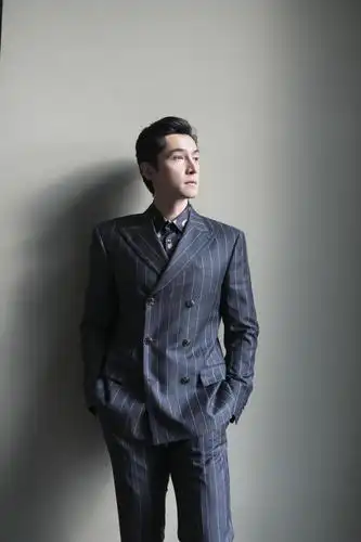 男神胡歌时尚帅气写真,图片大全,高清,图库-回车桌面