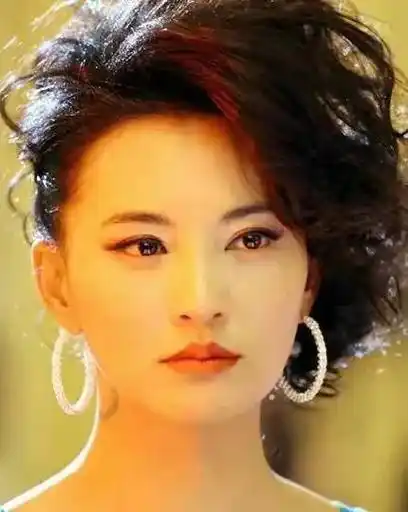 莫小棋:大学有喜生子,预言贾乃亮婚姻,小波花600万追她_上海_预测