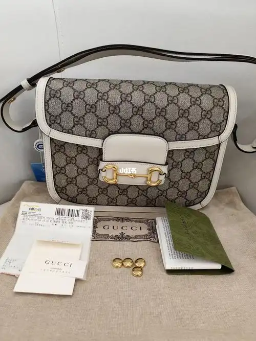 gucci/古驰1955马鞍包 中号99新 整体很新 内里干净有备用扣 小票