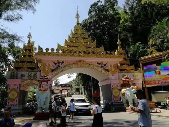 自驾游多姿多彩的缅甸小勐拉感受东南亚风情 - 旅游 - 大众新闻网