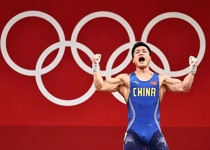 37岁吕小军举重夺金在欧美健身圈他就是永远的神