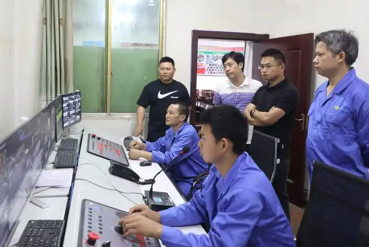 嘉阳煤矿实现智能化综采工作面无人生产