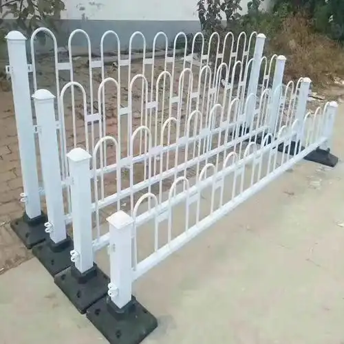 拓轩市政护栏制作 隔离栏规格 马路护栏图片