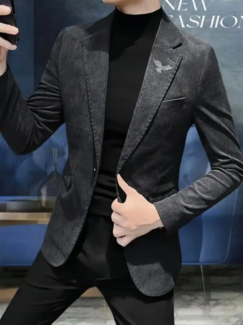 西装显高显身材显气质每个男人都值得拥有.