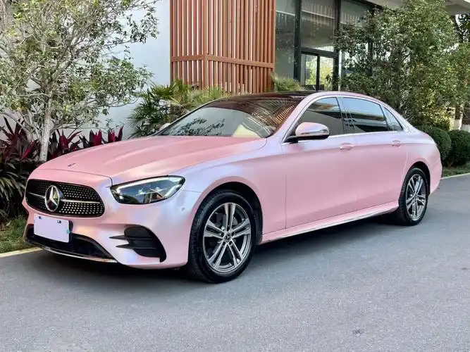 粉色的奔驰e260l运动版也太好看了吧