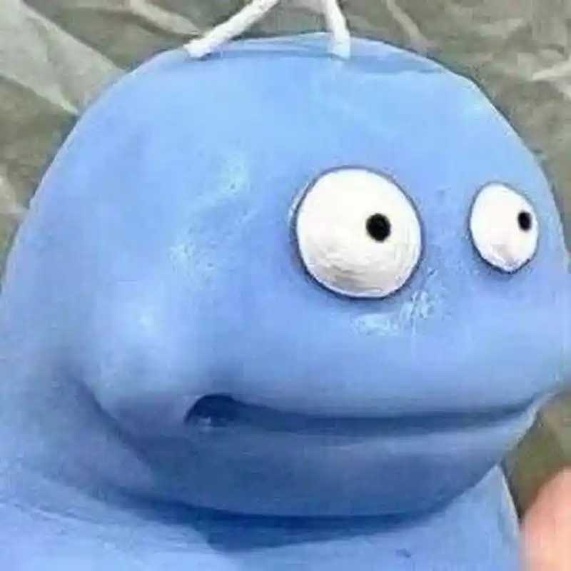 快叫上智障朋友一起用这个头像