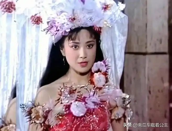 发现封神榜的王后商青君的扮演者徐娅,高颜值不逊色女主傅艺伟_妲己