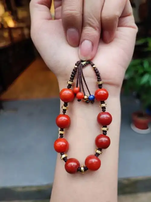 注胶保山南红手串绝美
