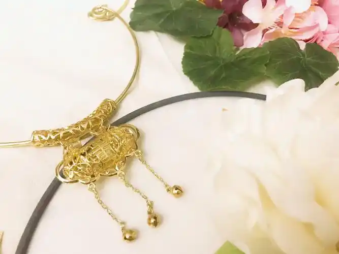 在家找到了宝钗的金锁 布置了-le coquelicot