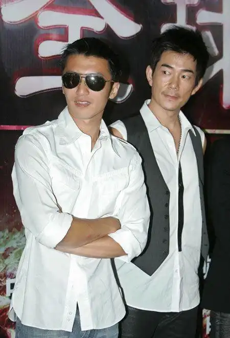 谢霆锋任贤齐同亮相