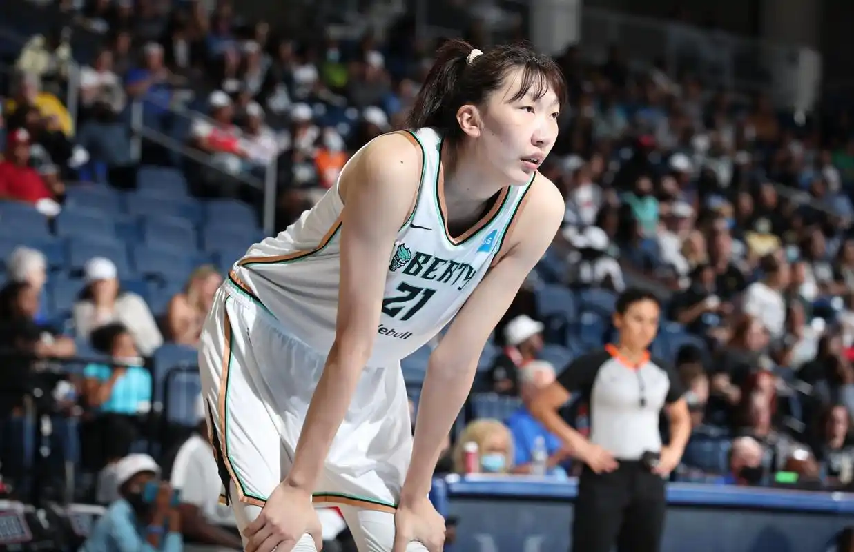 wnba中国德比30韩旭单节砍下9分