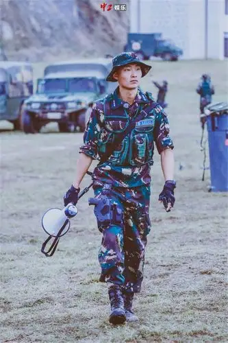 《真男2》新兵不舍刘金沂队长 铁血教官留下男儿泪[5]- 中国日报网