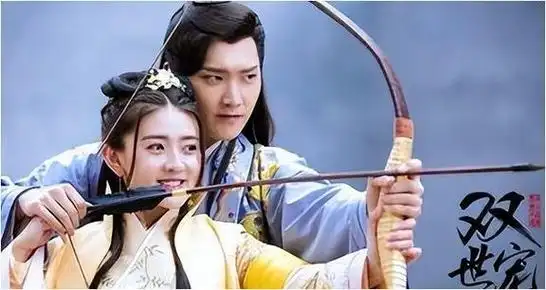 当年,她在事业如日中天之际,被媒体曝光与蒲巴甲相恋,这段恋情因观众