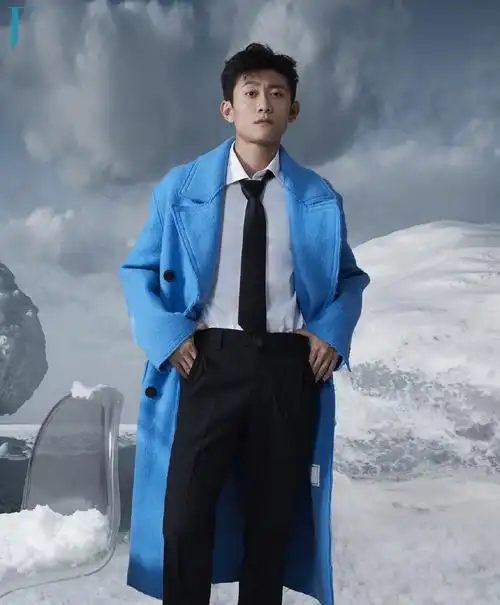 张一山帅气百变杂志写真大片212