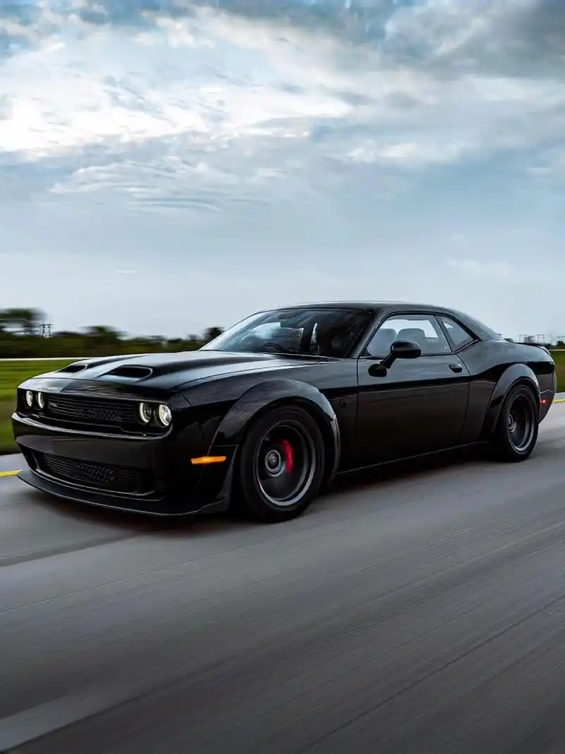 美式大马力肌肉车 道奇地狱猫