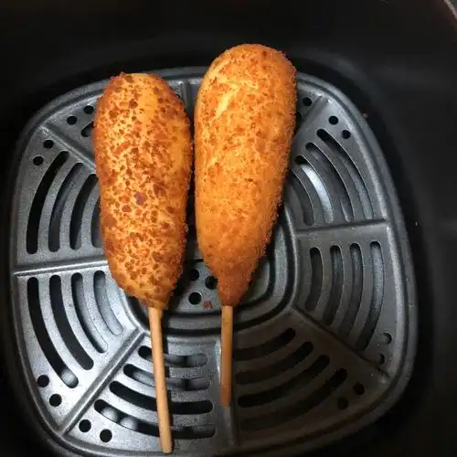 空气炸锅烤芝士热狗棒