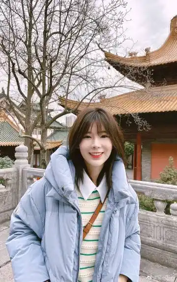 2月6日 17:46来自厦门女明星iphone客户端吴一斤斤 关注c09650147