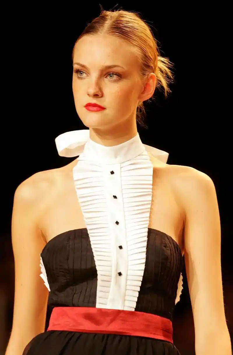 卡罗琳·特提妮,维密天使,全球最红的超模之一