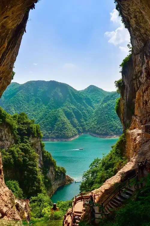 跟着龙女去旅游——湖北长阳清江画廊(2019.06.01).