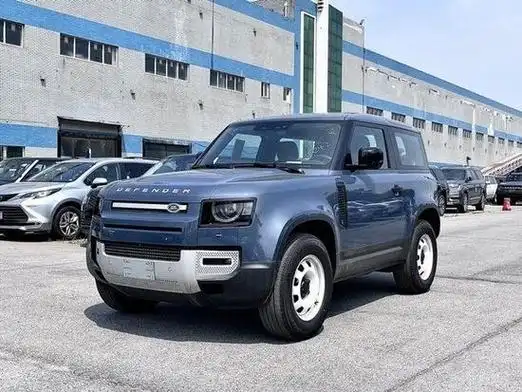 2022款路虎卫士90两门版港口最新售价56万可分期