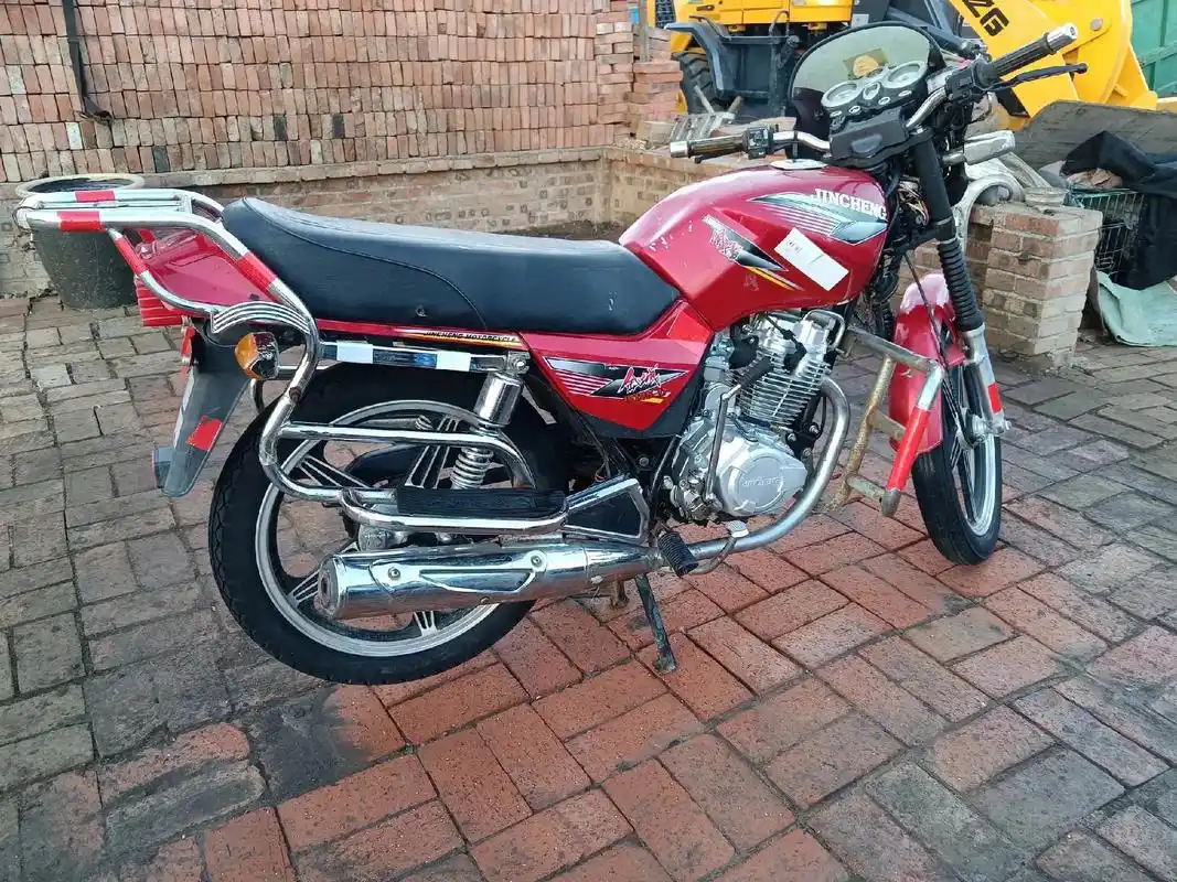 金城125摩托车前轮胎新换的需要的速度下手1300元 - 抖音