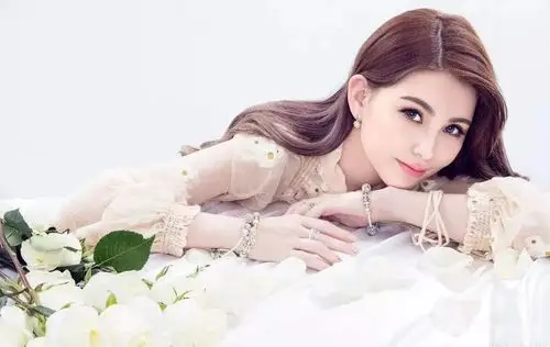 楚门吉他mv你依旧是我喜欢的可爱女人周杰伦