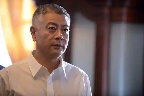 有没有觉得的巫刚很帅的