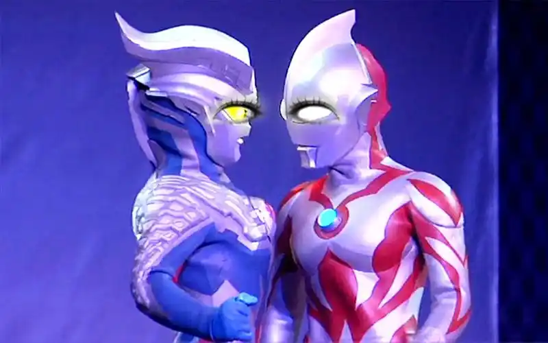 奥特曼赛罗与贝老黑干架合辑十年恩怨了解老贝赛罗也该休息了