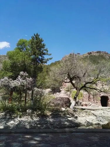 张家口大镜门西太平山